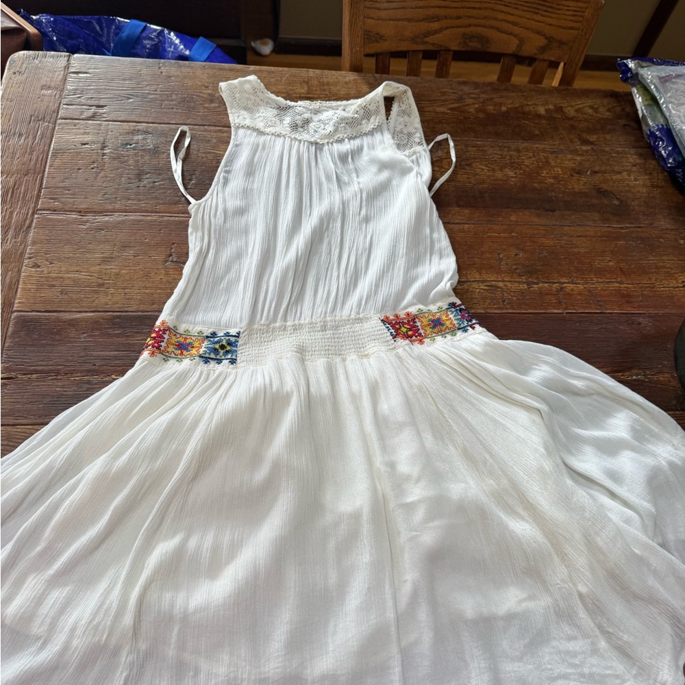 Free People size M cotton lined White Sleeveless Embroidered Waist Sundress